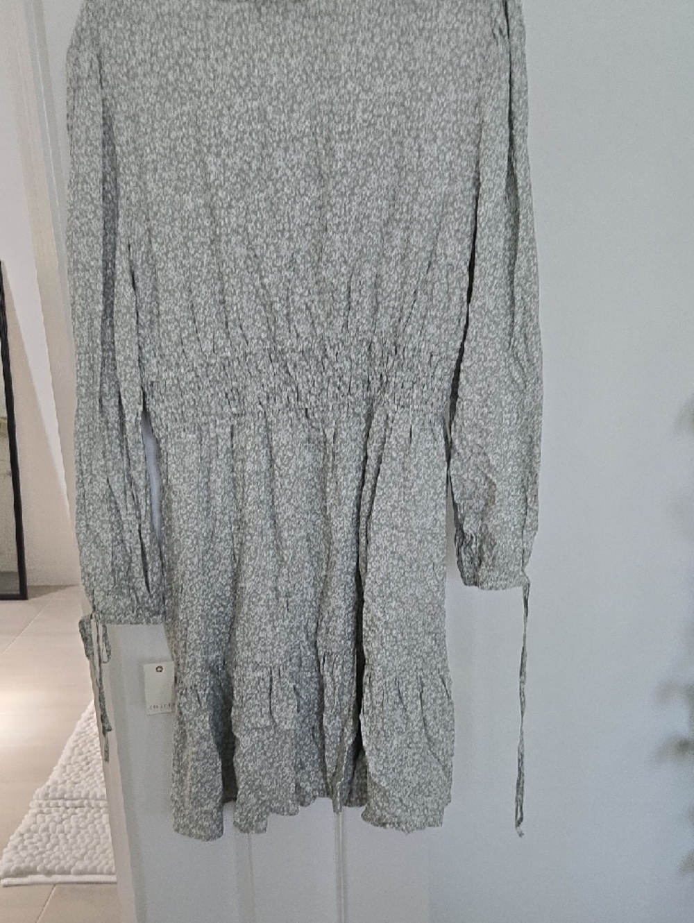 Angels Sage Green Floral Long Sleeve Tiered Dress Size Large. - Picture 5 of 10
